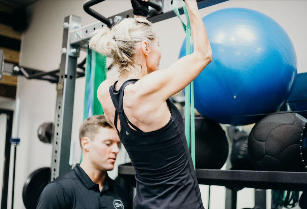 lady doing strength training exercise for osteoporosis